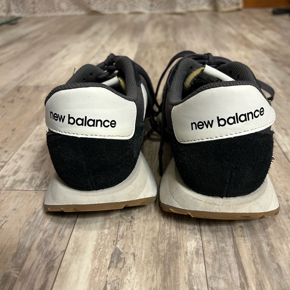 New Balance 237 - Picture 4 of 9